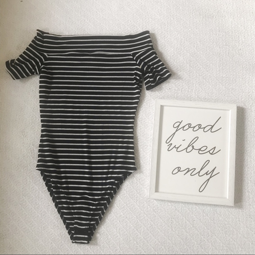 Striped Off Shoulder Bodysuit - Picture 1 of 4